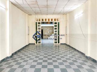Nhà gác lửng 5x30 mặt tiền đường nhách cách Lê Văn Khương 100m