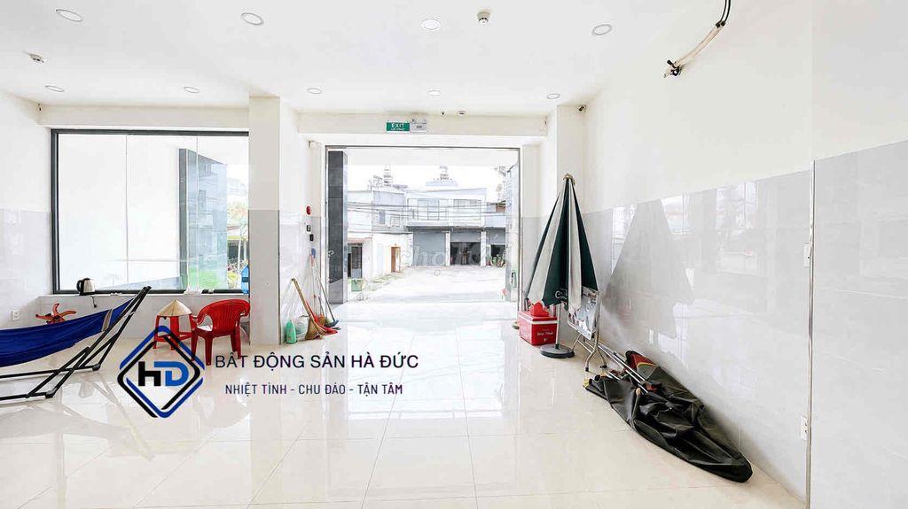 Mặt bằng 200m mặt tiền đường lớn gần bệnh viện Quận 12