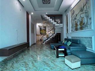 Nhà 2 lầu 4x18 hẻm xe hơi thông thoáng đường Lê Văn Khương