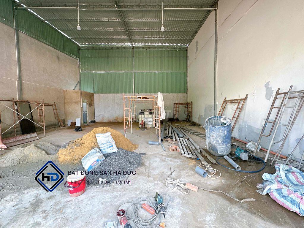 Xưởng 10x10 mặt tiền Lê Thị Riêng vỉa hè rộng
