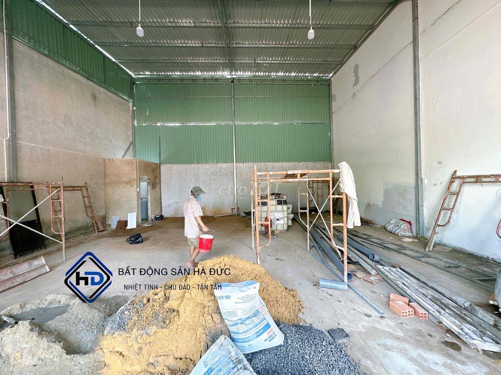 Xưởng 10x10 mặt tiền Lê Thị Riêng vỉa hè rộng