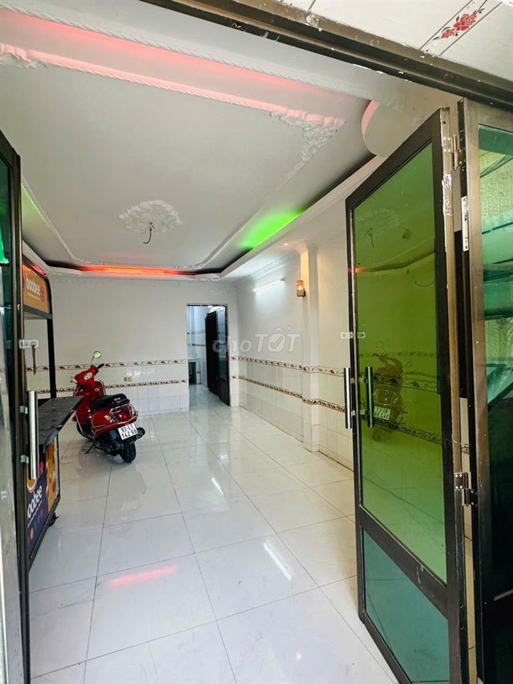 Bán căn góc HXH Phạm Hùng P4, 1T-1L,3pn