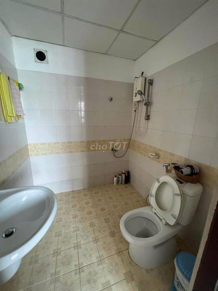 C/c  Thái An 4,Nguyễn Văn Quá căn 1p, NT, giá 6tr5
