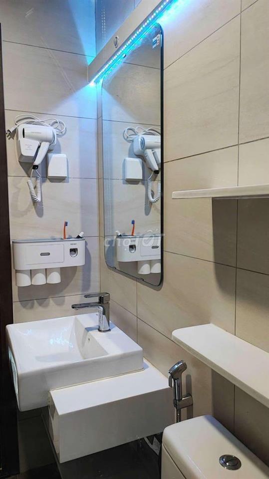 Chính chủ cho thuê căn hộ chung cư cao cấp