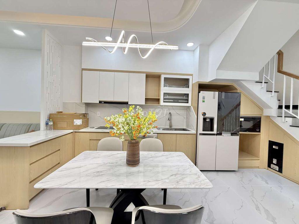 Siêu Phẩm 4m x 23m. 3 Tầng ( 1PN dưới ). Mặt Tiền Đường Thới An 18