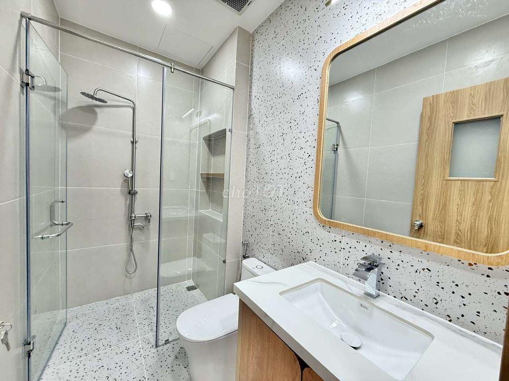 Siêu Phẩm 4m x 23m. 3 Tầng ( 1PN dưới ). Mặt Tiền Đường Thới An 18