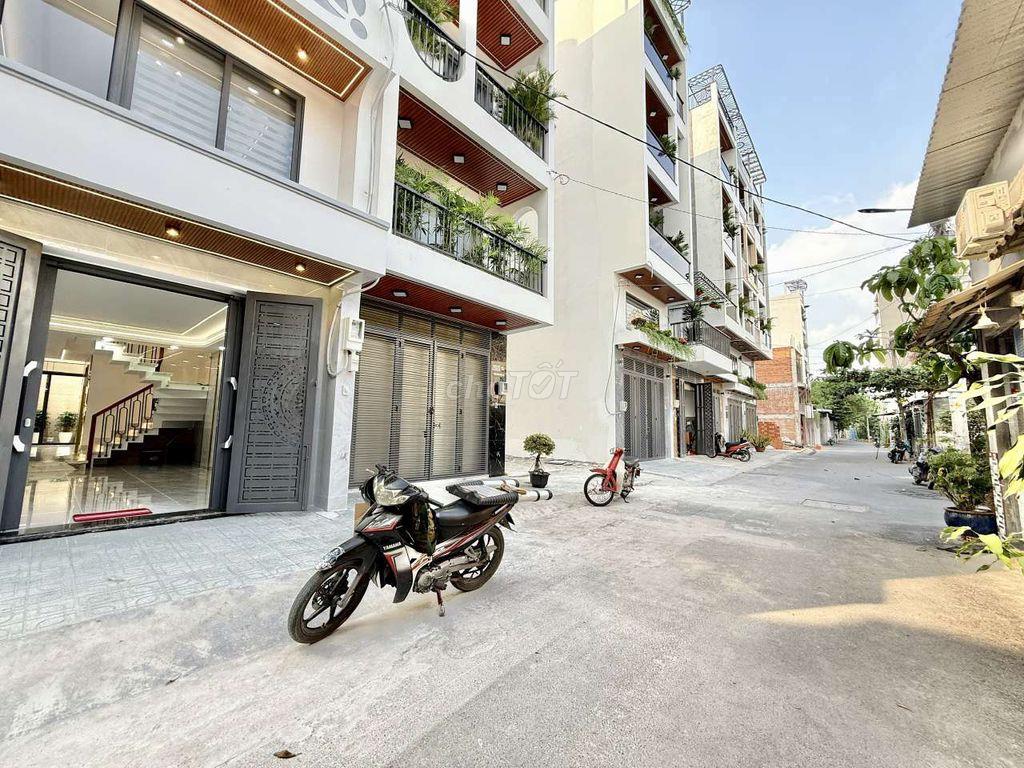 Siêu phẩm 5 Tầng Có Thang Máy 1/ Hẻm 8m Tân Chánh Hiệp 18