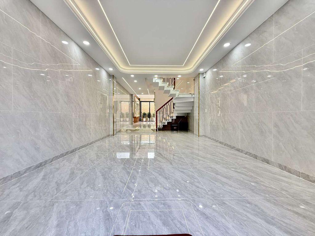Siêu phẩm 5 Tầng Có Thang Máy 1/ Hẻm 8m Tân Chánh Hiệp 18