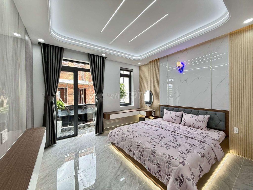 Siêu Phẩm 5 Tầng Có Thang Máy 1/ Hẻm nhựa 11m Dương Thị Mười