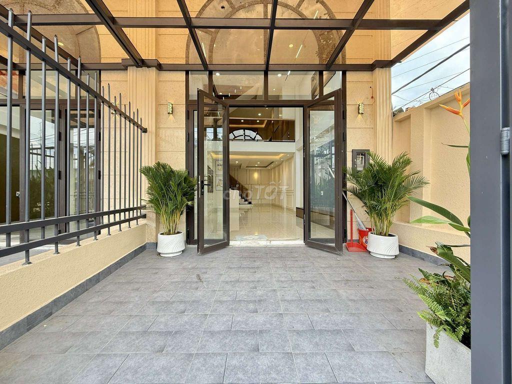 Cặp Siêu phẩm 4 Tầng Mặt Tiền Đường Thạnh Lộc 16. Ngay Ngã Tư Ga