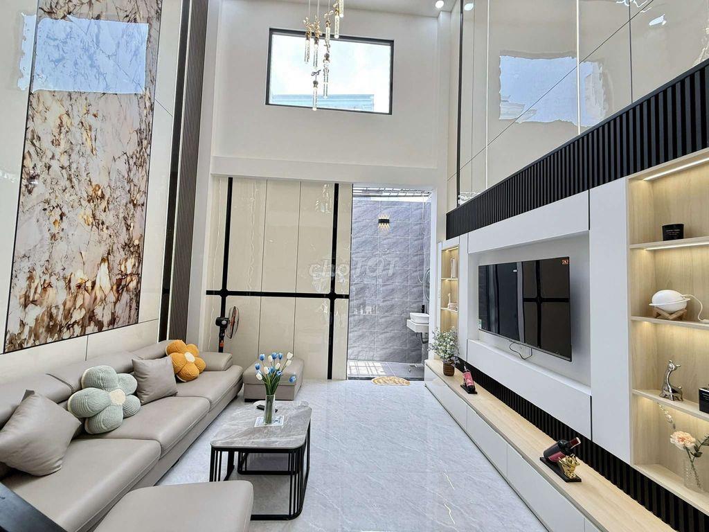 Nhỉnh 6 tỷ xíu Siêu Phẩm 4 Tầng Hẻm 7m Đường Thạnh Lộc 37