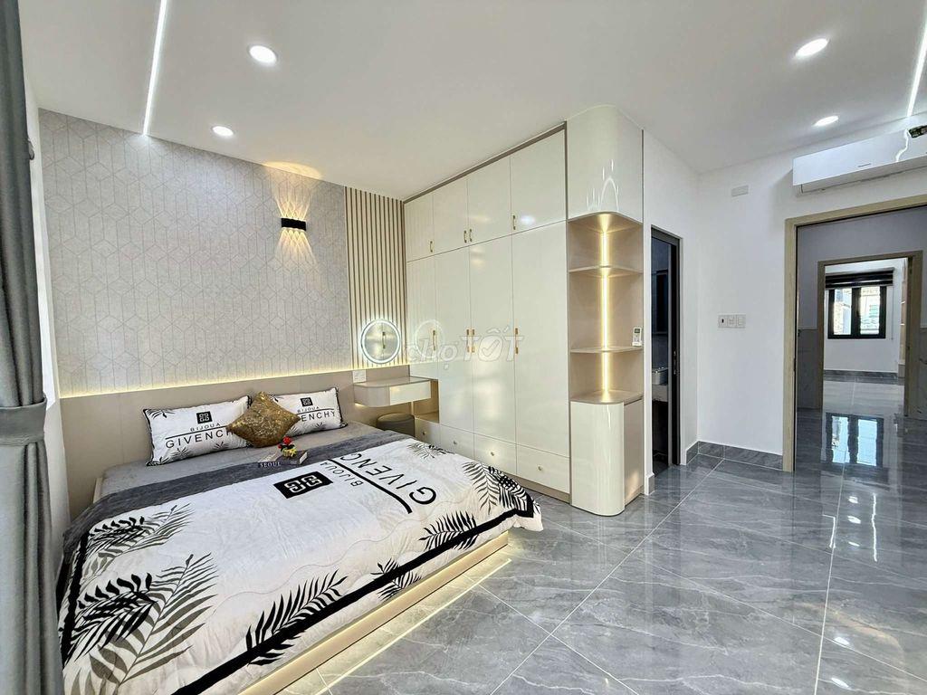Siêu phẩm 4,5m x 18m. 4 Tầng Thang Máy Hẻm thông Trần Thị Năm ( TCH10)