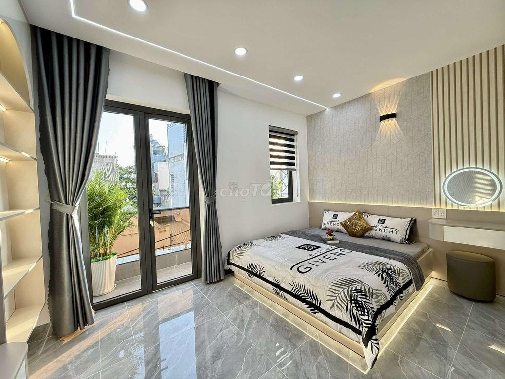 Siêu phẩm 4,5m x 18m. 4 Tầng Thang Máy Hẻm thông Trần Thị Năm ( TCH10)