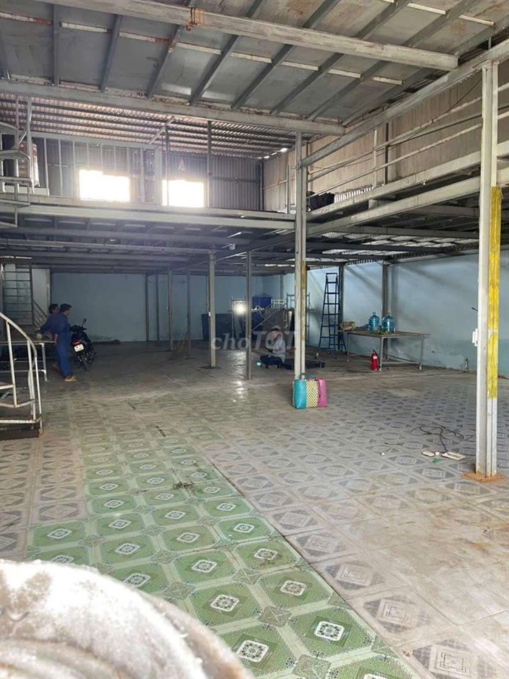 Xưởng đẹp 10m x 22m. 220m2 MT Nhựa 8m Thông 1/ Tân Thới Hiệp 21