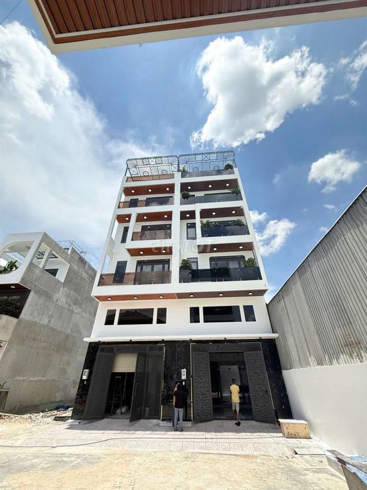 Siêu Phẩm Ngang 5,5m Xây 5 tầng Có thang máy.Khu VIP Đường TCH 10