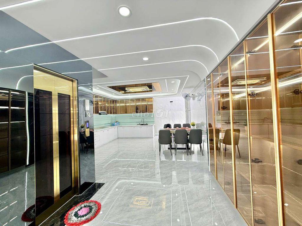 Siêu Phẩm Ngang 5,5m Xây 5 tầng Có thang máy.Khu VIP Đường TCH 10