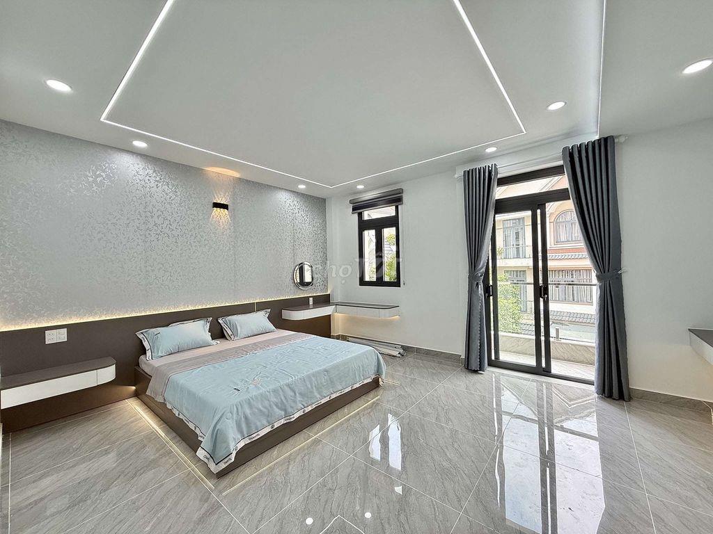 Siêu Phẩm Ngang 5,5m 4 Tầng Thang Máy Hẻm 14m thông Khu VIP TCH 10