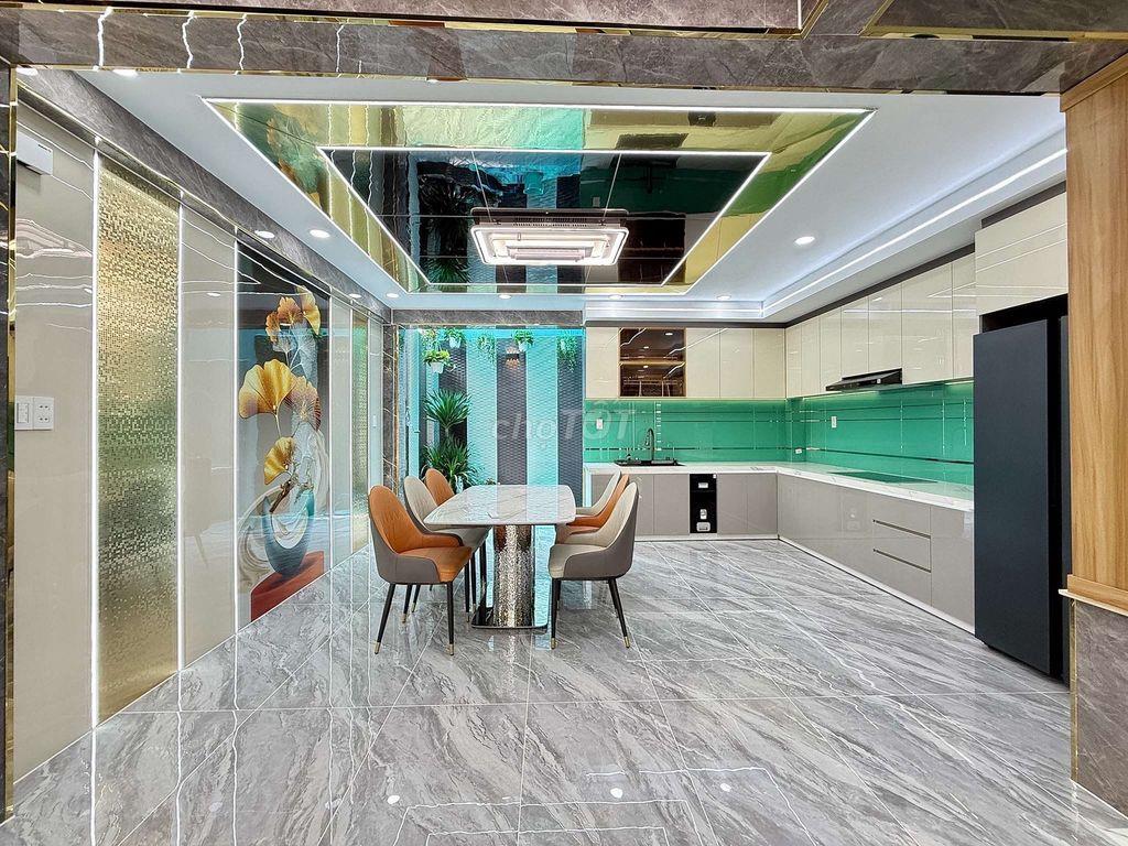 Siêu Phẩm Ngang 5,5m 4 Tầng Thang Máy Hẻm 14m thông Khu VIP TCH 10