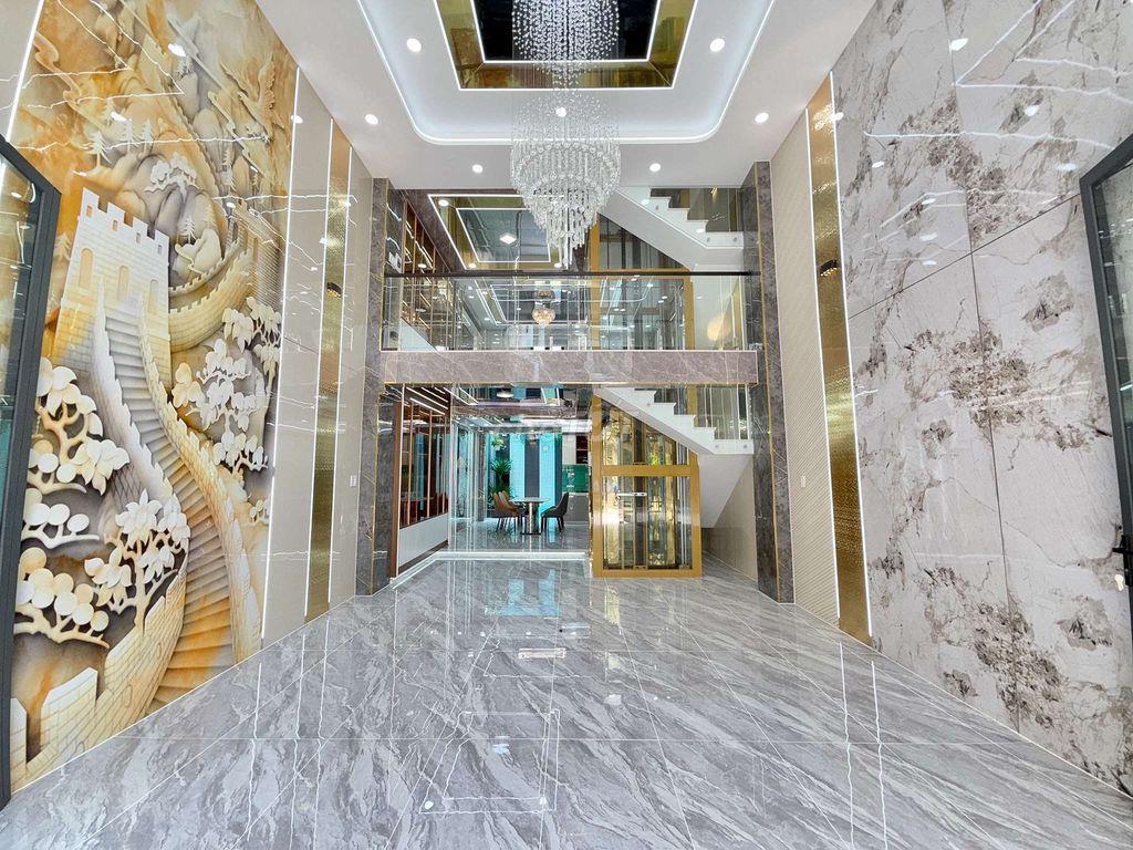 Siêu Phẩm Ngang 5,5m 4 Tầng Thang Máy Hẻm 14m thông Khu VIP TCH 10
