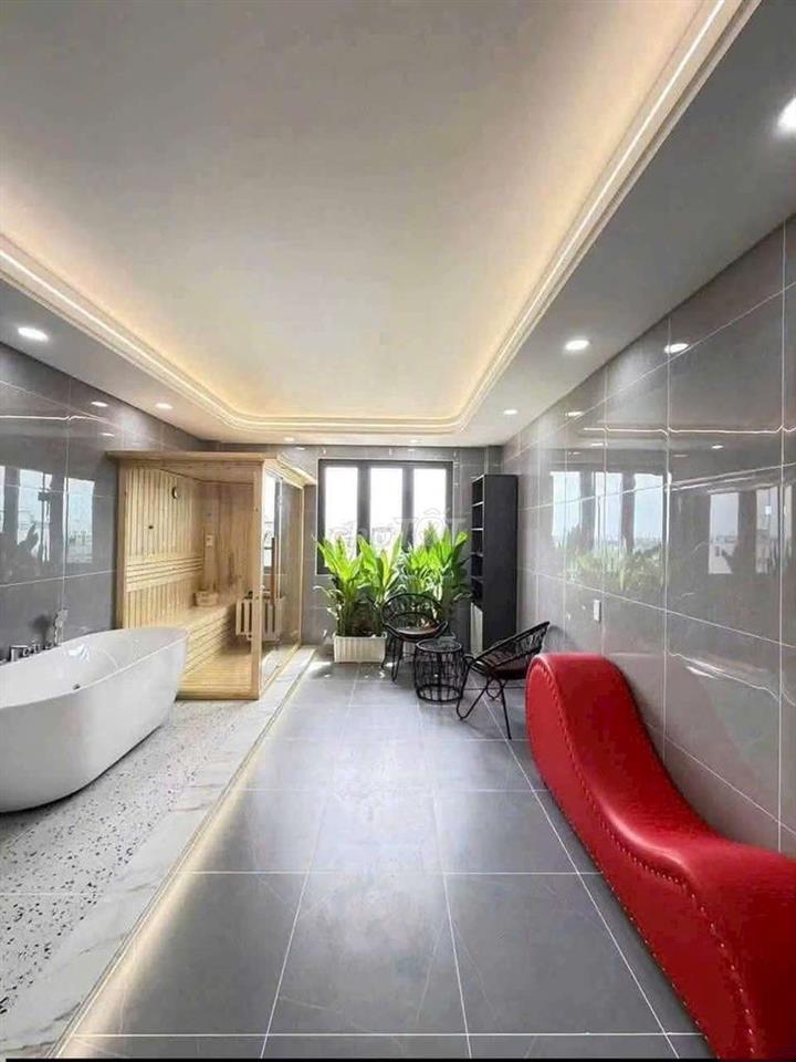 Siêu Phẩm 4m x 28m. 5 Tầng Thang Máy Mặt Tiền Đường Thạnh Xuân 21