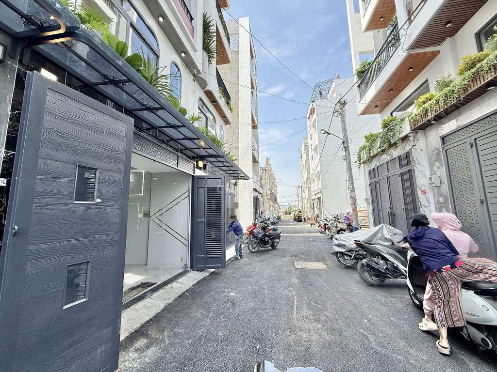 Siêu Phẩm 4 tầng Hồ Cái Koi Hẻm nhựa 7m Thạnh Xuân 25