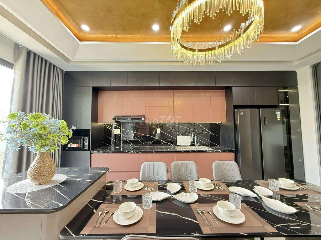 Siêu Phẩm luxury 5 Tầng Thang Máy PN Master. Ngay Ngã Tư Ga