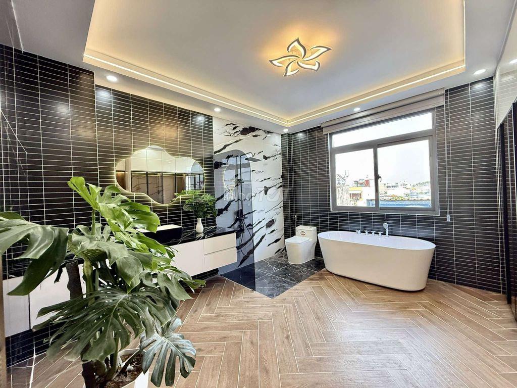 Siêu Phẩm Luxury 5 Tầng Có 2PN Master 1/ Hẻm nhựa 6m  Nguyễn Thị Kiểu