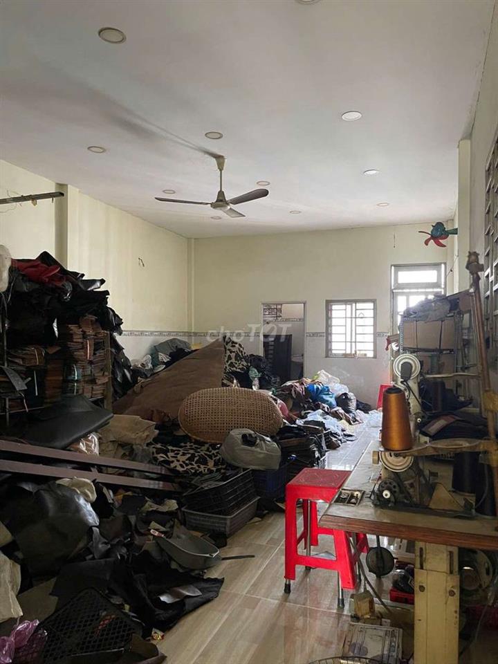 Nhà SHR 5m x 28m. 130m2 Đúc 1 Lầu Mặt Tiền Nguyễn Thị Đặng. Ngay Chợ