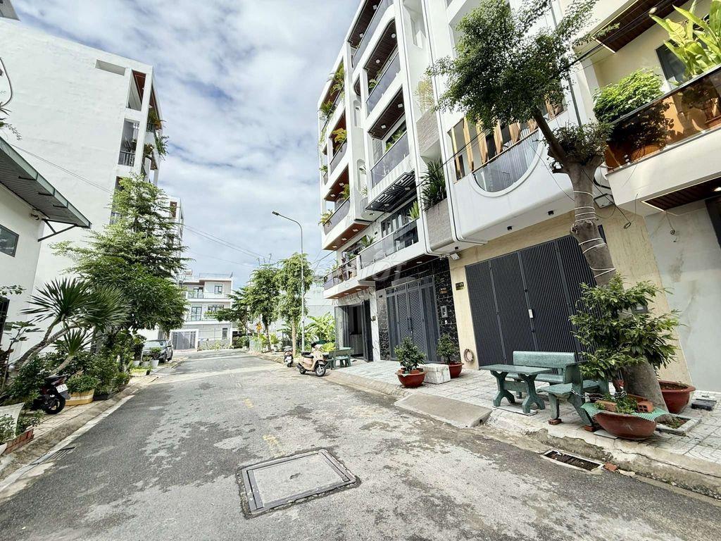 Siêu Phẩm 4 Tầng Hẻm 12m Thông Khu VIP Thạnh Xuân 25. Ngay UBND Phường