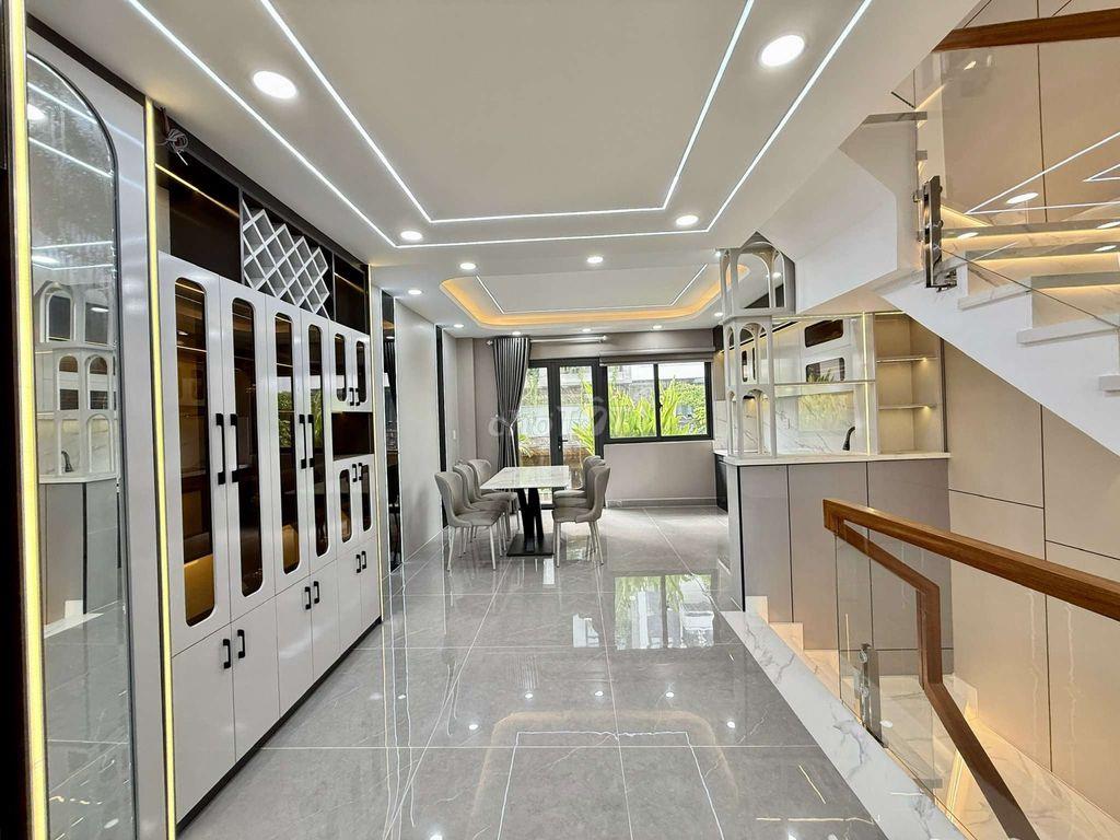 Siêu Phẩm 4 Tầng Hẻm 12m Thông Khu VIP Thạnh Xuân 25. Ngay UBND Phường