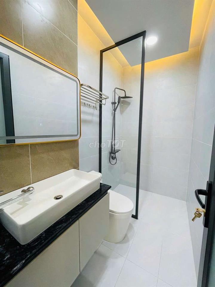 Siêu Phẩm 4m x 15m. 4 Tầng Hẻm 6m Ngay Đình Quới An. Ngã Tư Ga