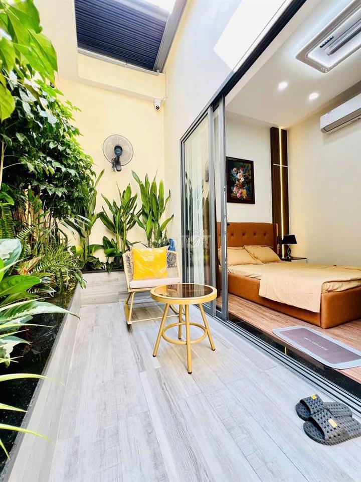 Siêu phẩm tâm huyết 5m x 25m. 4 tầng Thang Máy Full NT Mặt tiền HT 18