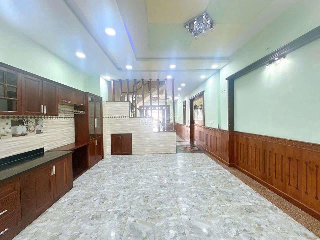 Nhà phố 3 tầng 5m x 27m. Mặt tiền Đường Trần Thị Cờ Gần Ngay Chợ