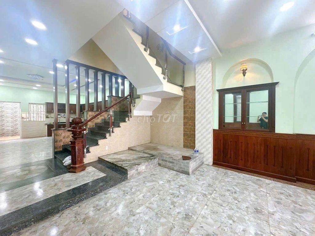 Nhà phố 3 tầng 5m x 27m. Mặt tiền Đường Trần Thị Cờ Gần Ngay Chợ