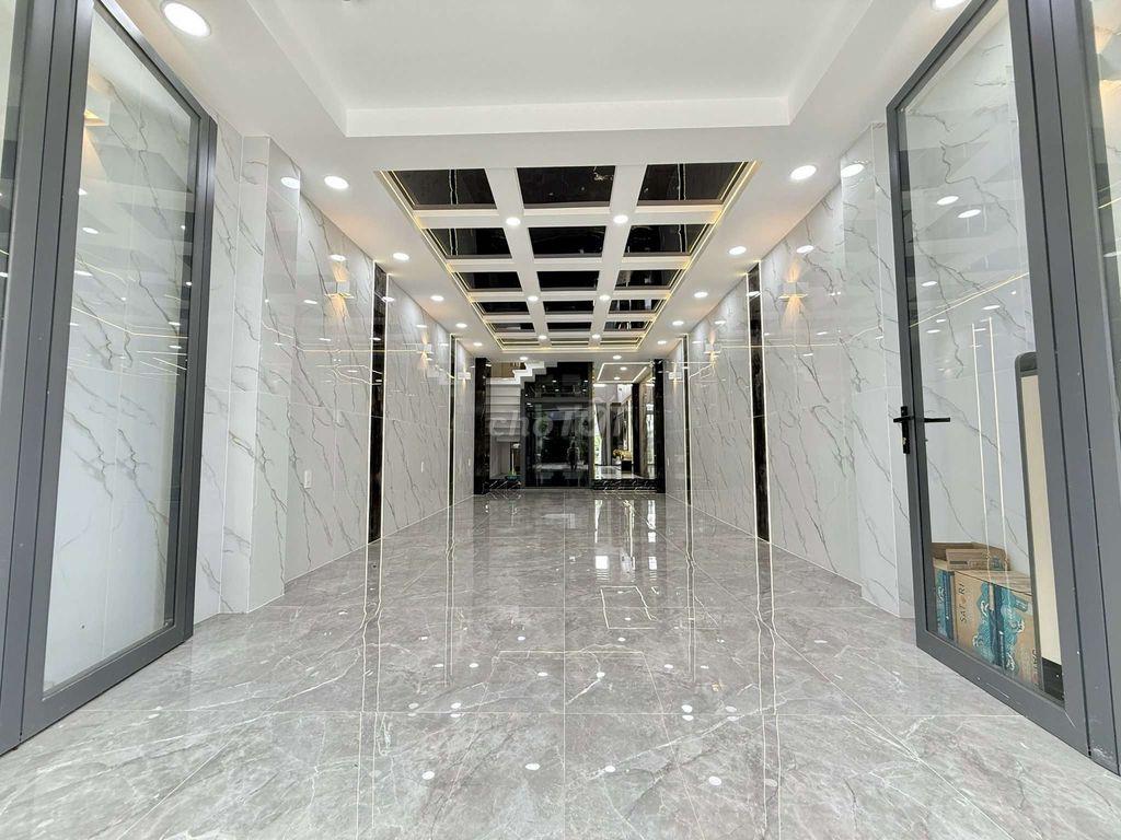 Siêu phẩm 4 tầng sân vườn Thang Máy Hẻm nhựa 12m Ngay Tô Ngọc Vân 