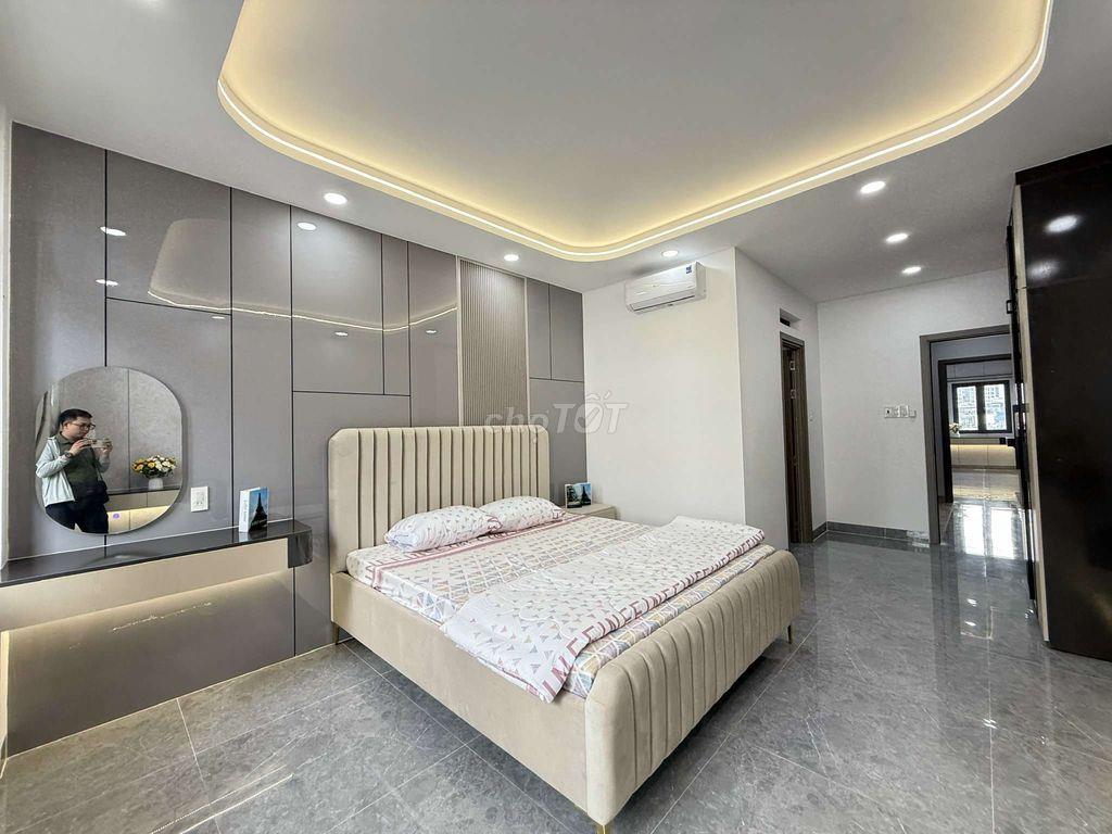 Siêu phẩm 4 tầng sân vườn Thang Máy Hẻm nhựa 12m Ngay Tô Ngọc Vân 
