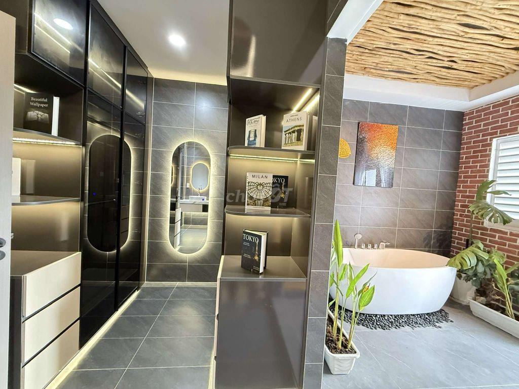 Siêu phẩm 4 tầng sân vườn Thang Máy Hẻm nhựa 12m Ngay Tô Ngọc Vân 