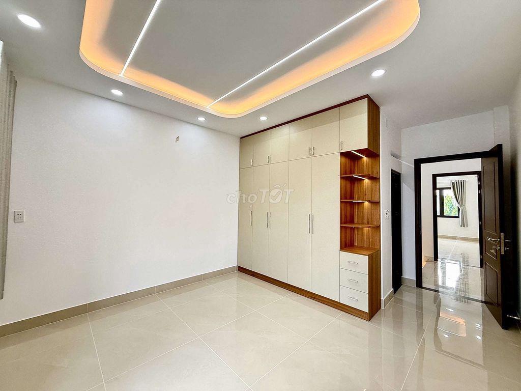 Nhỉnh 6 tỷ Nhà Phố 4m x 18m. 3 Tầng Đường Nguyễn Thị Đặng