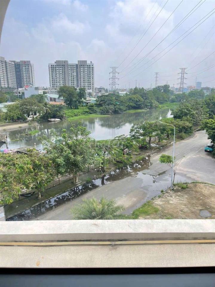 Biệt Thự 251m2 4 Tầng Có Thang Máy View Sông KDC Phú Nhuận