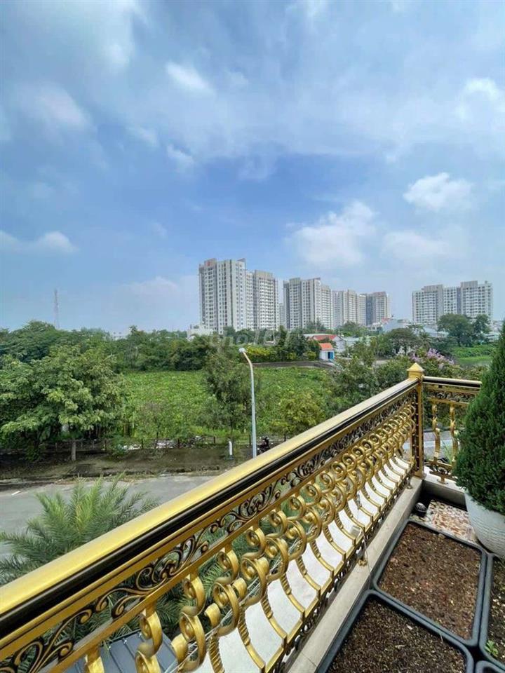 Biệt Thự 251m2 4 Tầng Có Thang Máy View Sông KDC Phú Nhuận