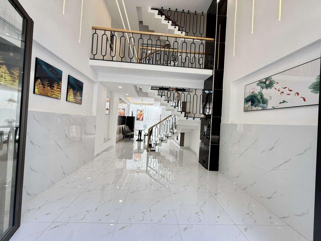 Siêu Phẩm 4 Tầng Hẻm rộng 12m Khu VIP Ngay Ngã Tư Ga 1/ Thạnh Lộc 16