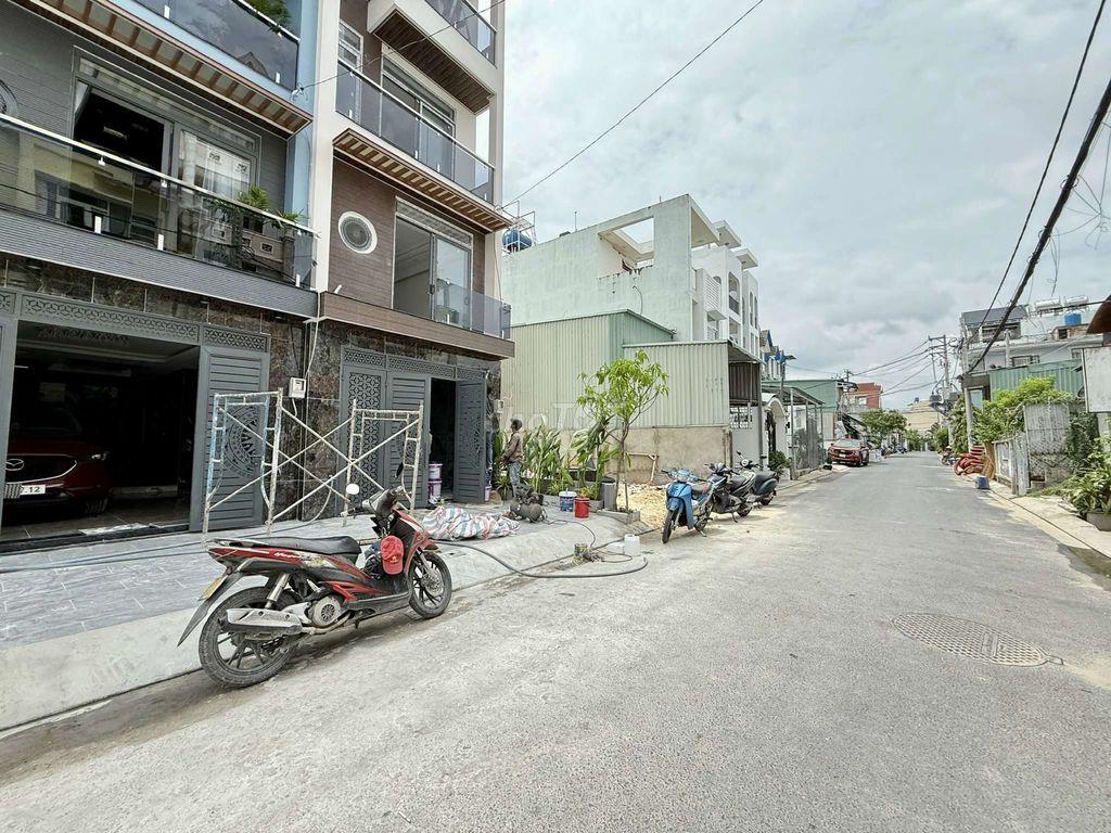 Bộ 03 Siêu Phẩm 4 Tầng Mặt Tiền Đường minh doanh Thạnh Xuân 38