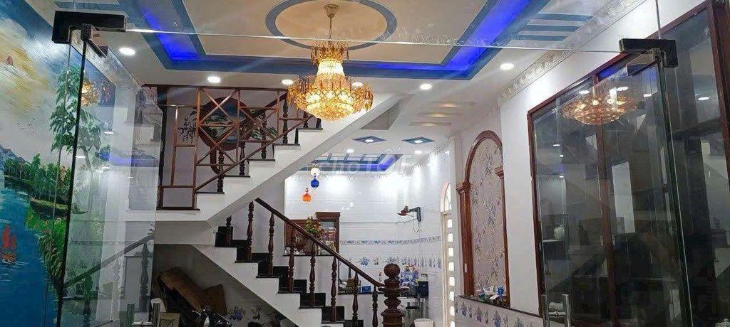 Nhỉnh 5 tỷ Nhà Phố 3 Tầng Góc 2MT Hẻm nhựa 7M Thông 1/ Hiệp Thành 13