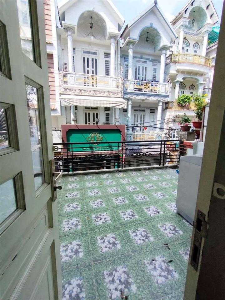 Nhà phố 4m x 16m. 3 Tầng 1/ Hẻm nhựa 7m thông Hiệp Thành 13