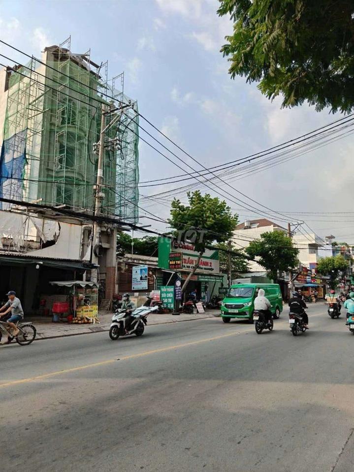Nhà Phố 7m x 25m. 3 Tầng Mặt Tiền Dương Thị Mười. Ngay Agribank
