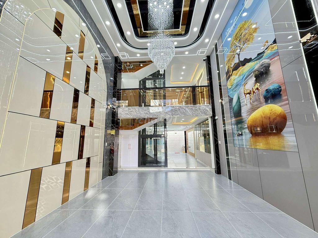 Nhà 5m x 20m. 4 Tầng Có Thang Máy Hẻm nhựa Thông Lê Thị Riêng