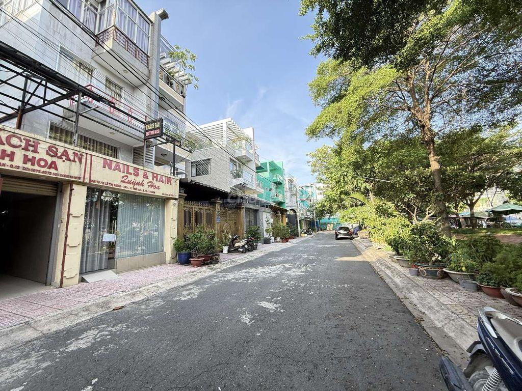Biệt thự đẹp 10m x 20m.Hầm 3 Lầu Thang Máy View Công Viên Lê Thị Riêng