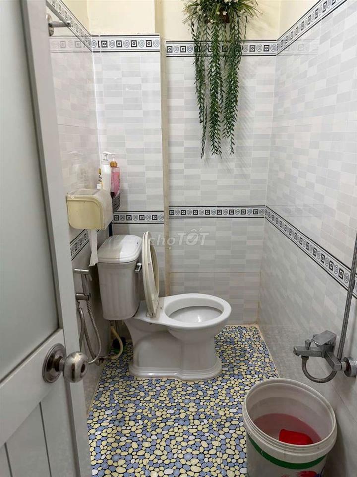 Nhà Phố 4m x 15m Đúc 2 Lầu 1/ Hẻm 6m Nguyễn Thị Đặng