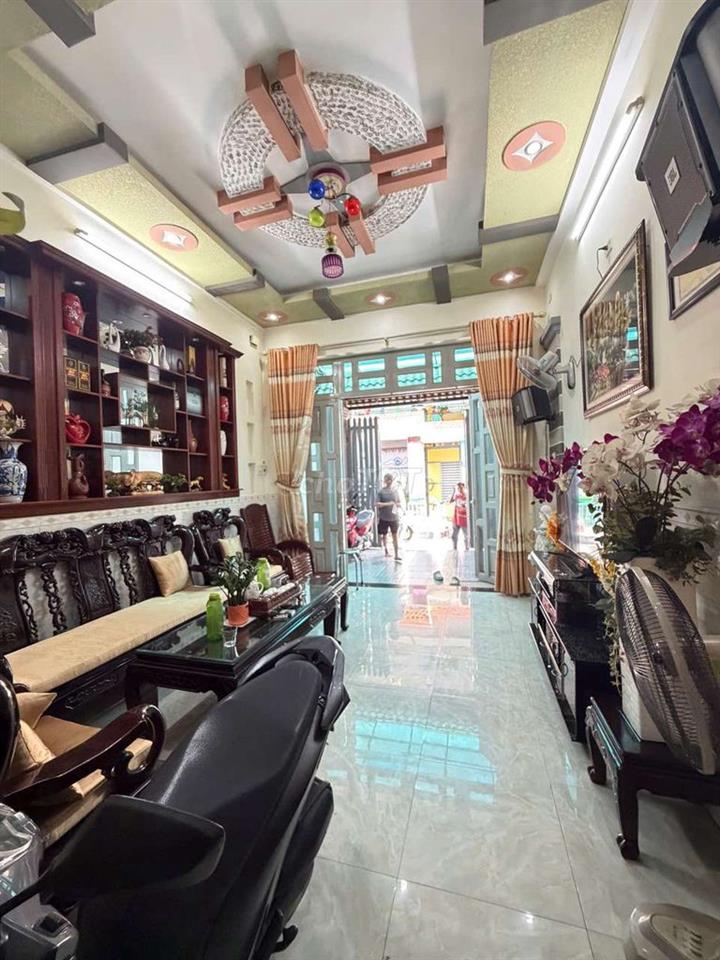 Nhà Phố 4m x 15m Đúc 2 Lầu 1/ Hẻm 6m Nguyễn Thị Đặng