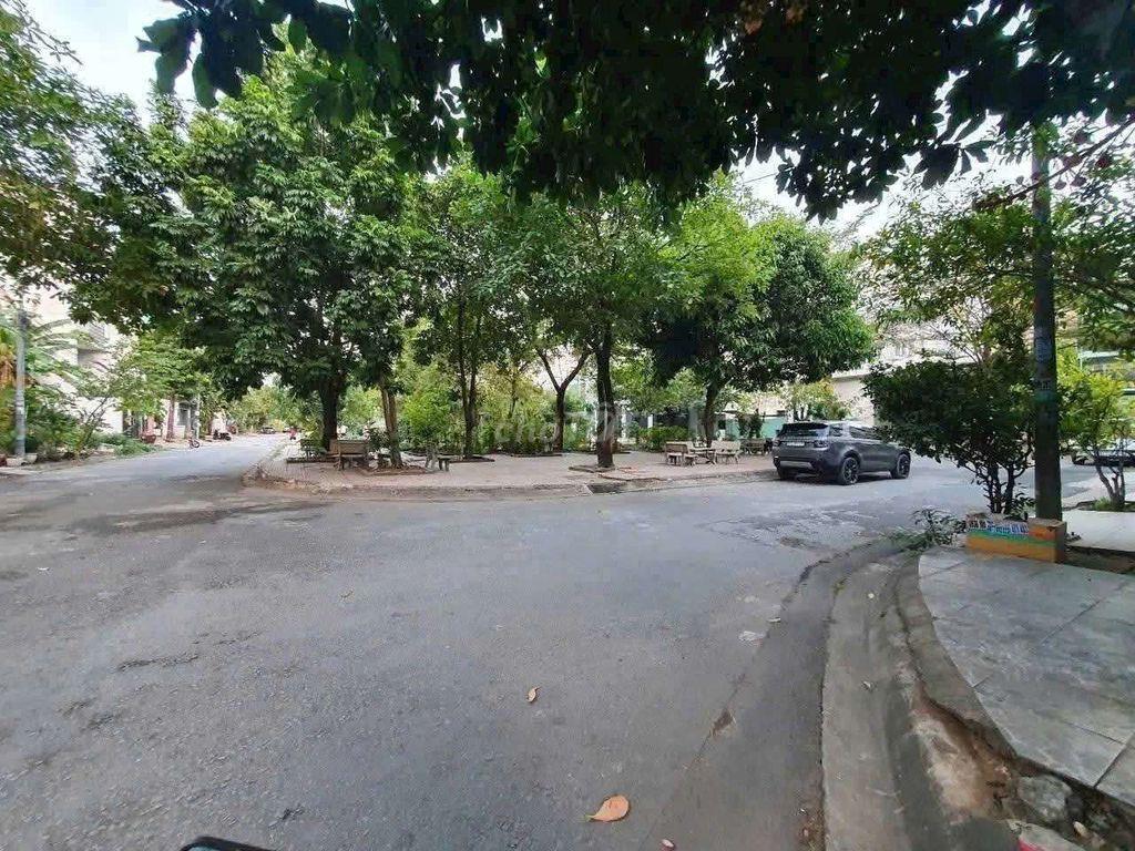 Mấy Lô đất đẹp ngang 5m view công viên KDC Phú Nhuận Lê Thị Riêng